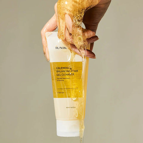 IUNIK - Calendula Balancing Foam Gel Cleanser 150ml